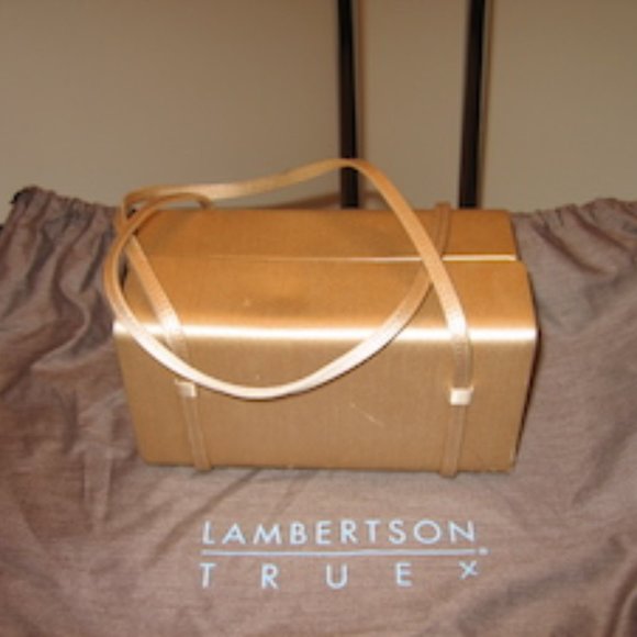 LAMBERSTON TRUEX-PALE SILK GOLD METALLIC SMALL BOX - Picture 1 of 3
